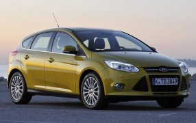 Tappetini per Ford Focus  Tipo 4